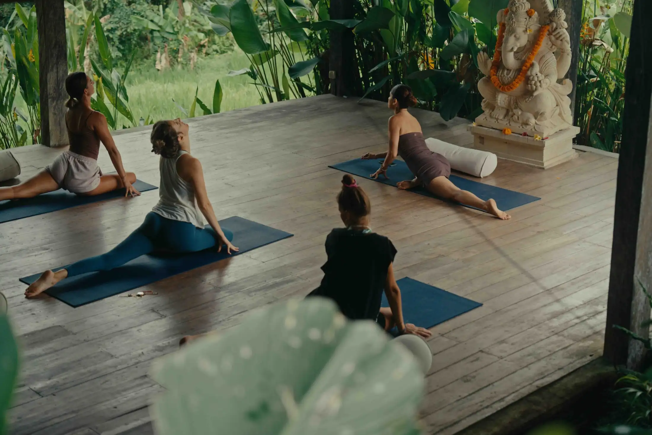 200hr-yoga-teacher-training-in-bali-senses-collective
